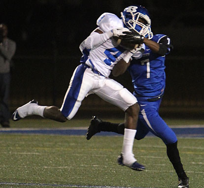 Quinton Royal's second interception. (Photo by Rick Nation)